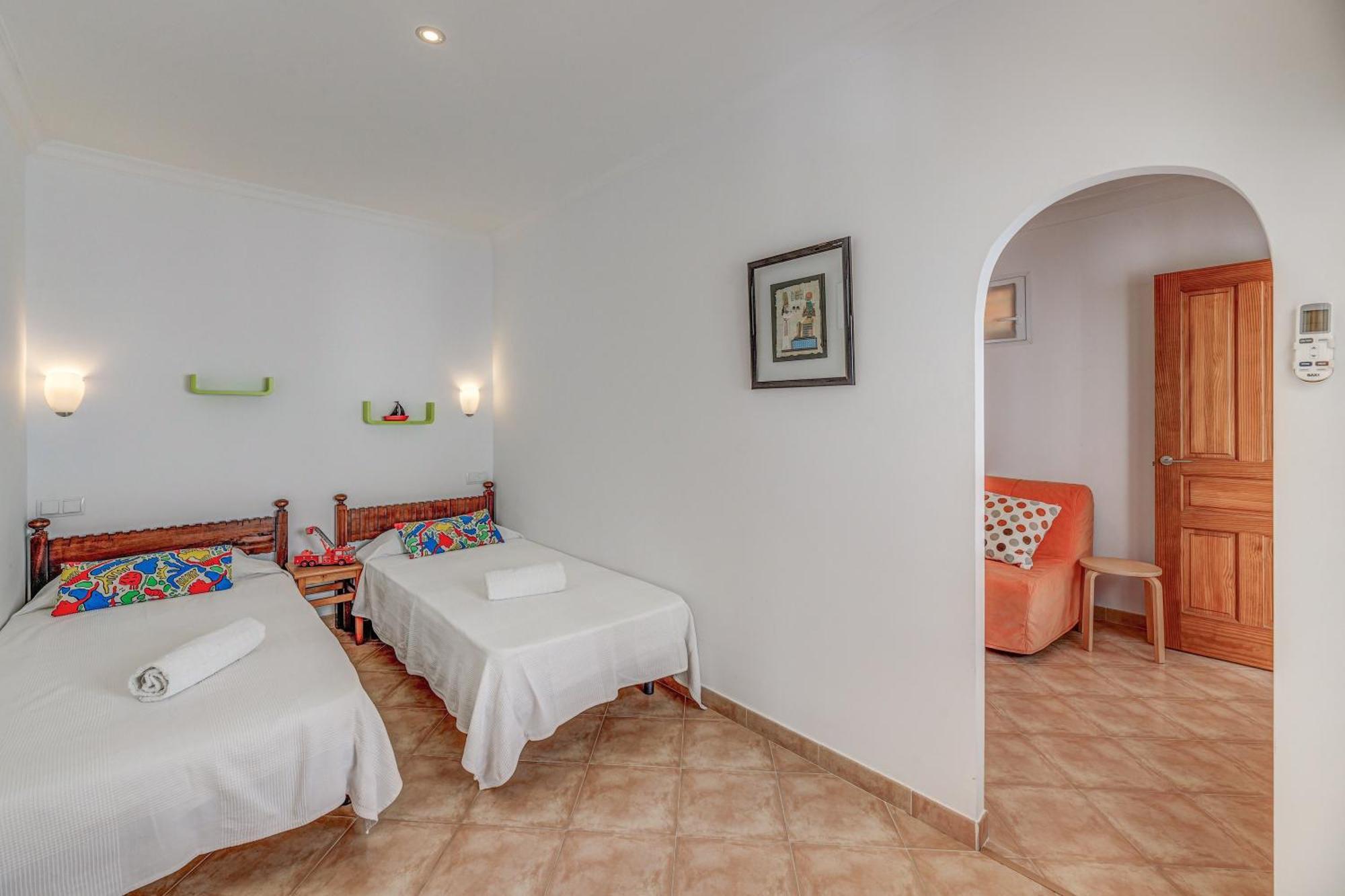 Sweet Family House Villa Cala d'Or  Bagian luar foto